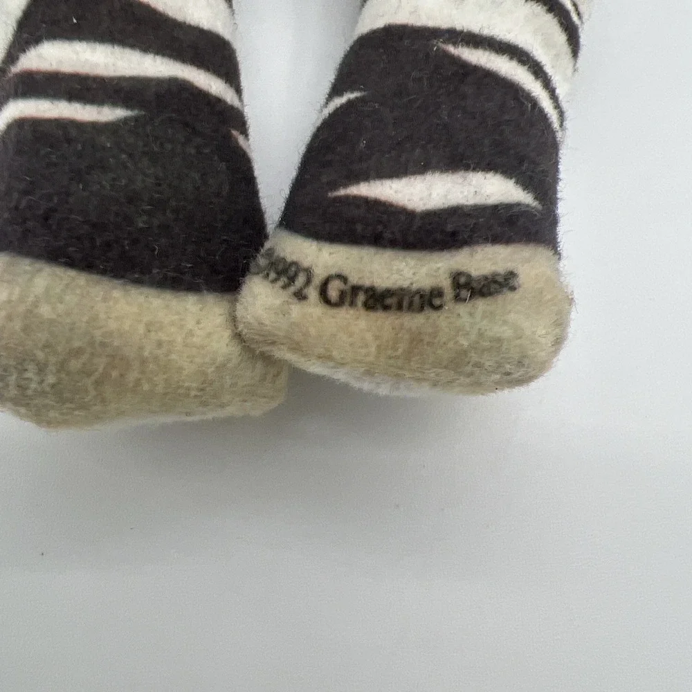 Vintage 1992 The Toy Works Stuffed Aviator Zebra‎ Pilot Plush Beanie 9